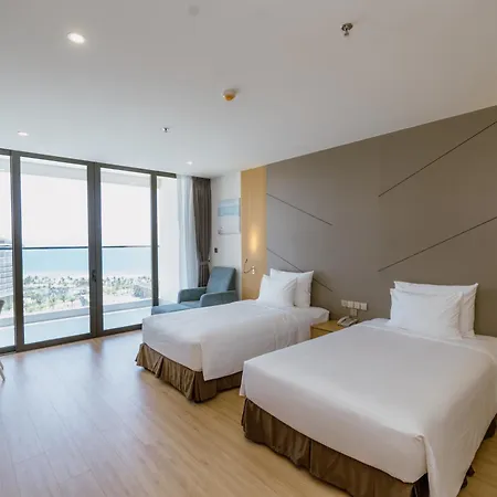 Aquamarine Beachfront Resort & Spa Cam Ranh Exterior photo