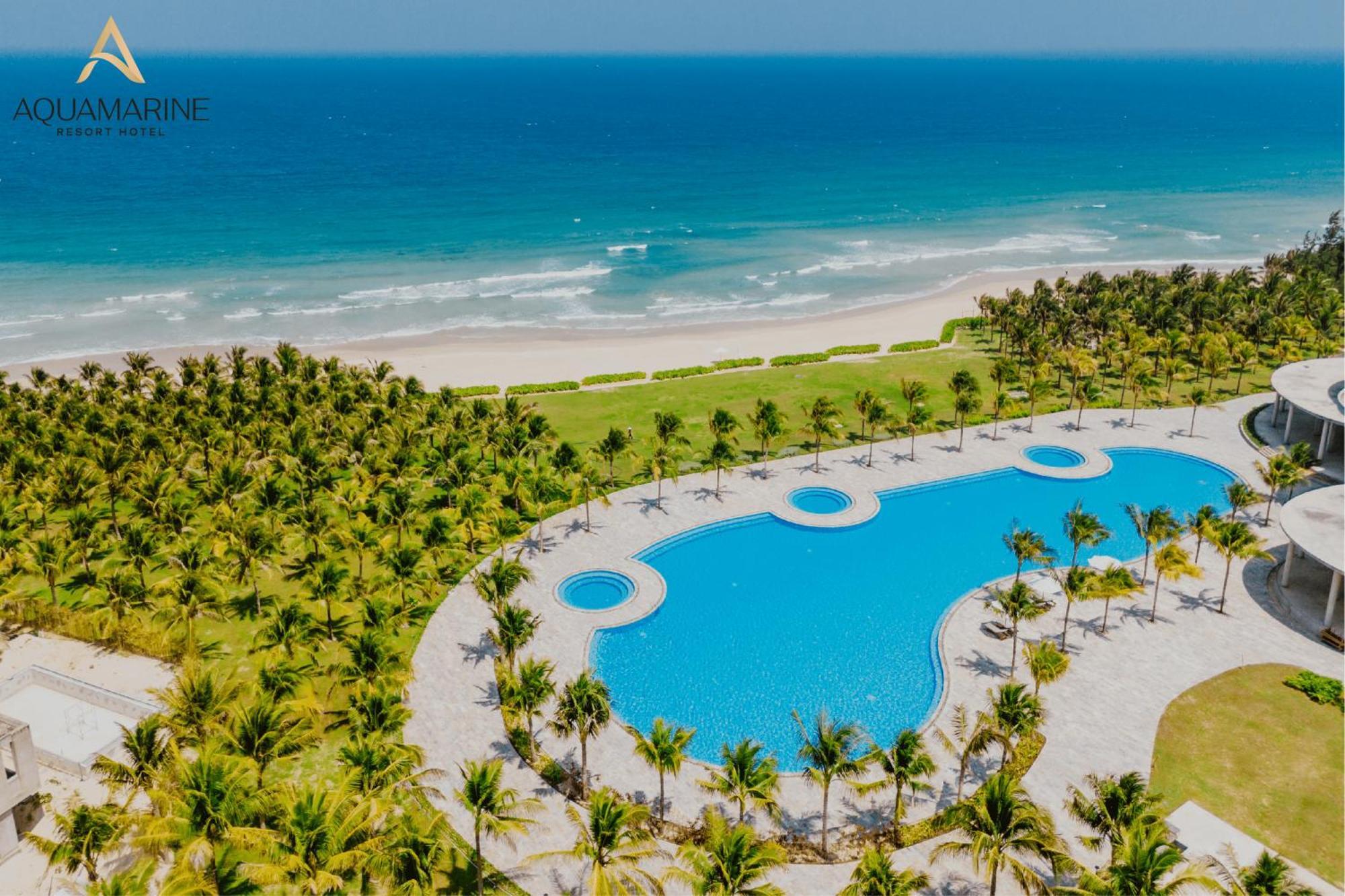 Aquamarine Beachfront & Курортный комплекс Камрань