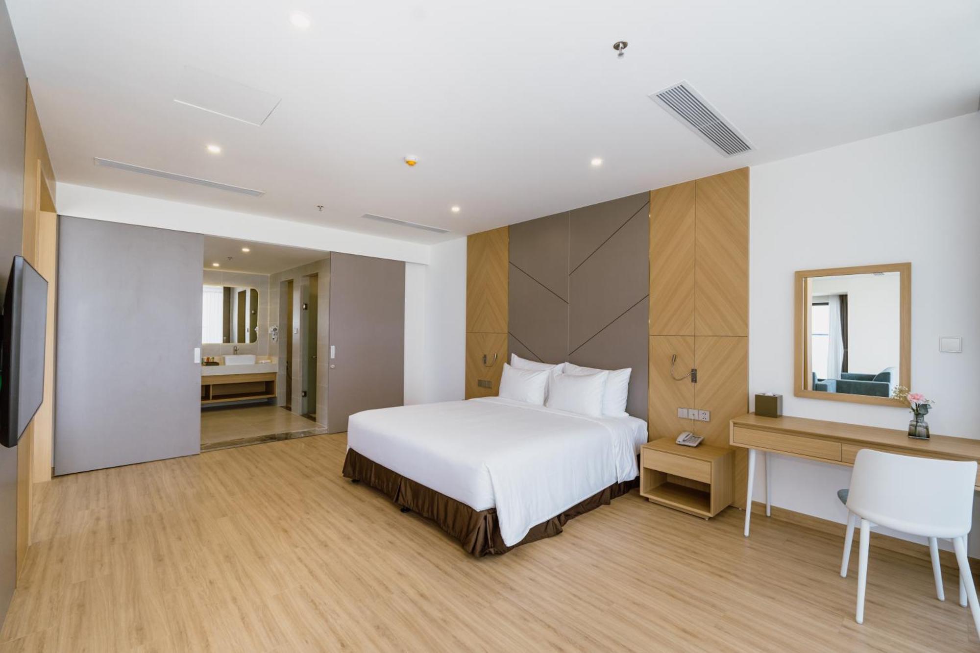 Курортный комплекс Aquamarine Beachfront & Камрань